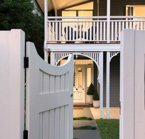 Traditional Gates Gallery